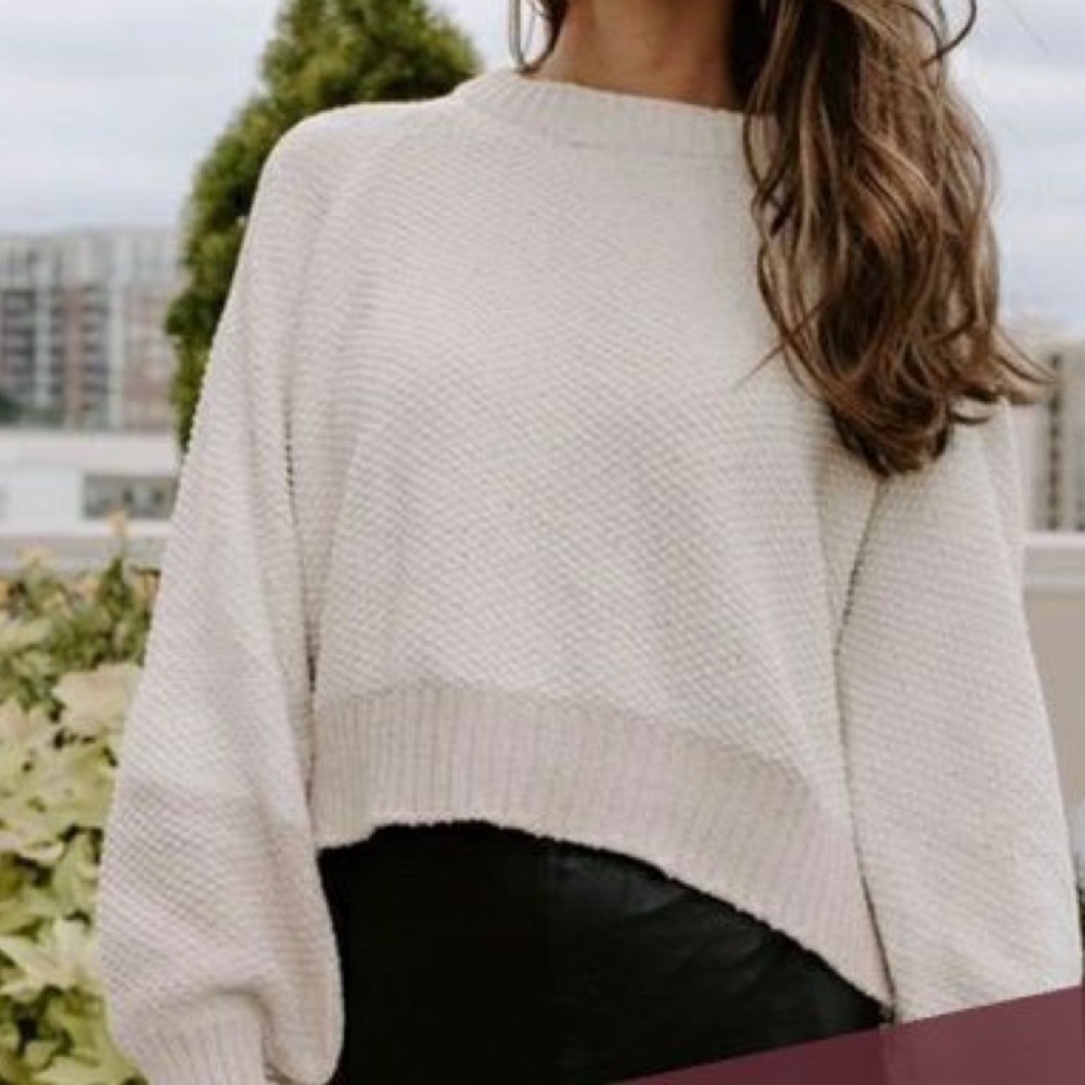 KITTENISH COLOR BLOCK SWEATER